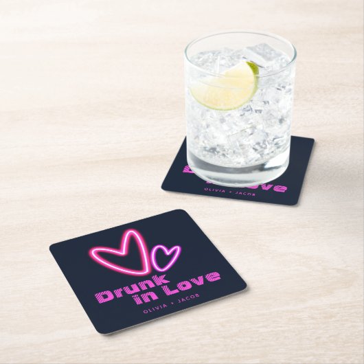 Neon Pink Hearts Drink in Love Wedding Kartonnen Onderzetters (Insitu)