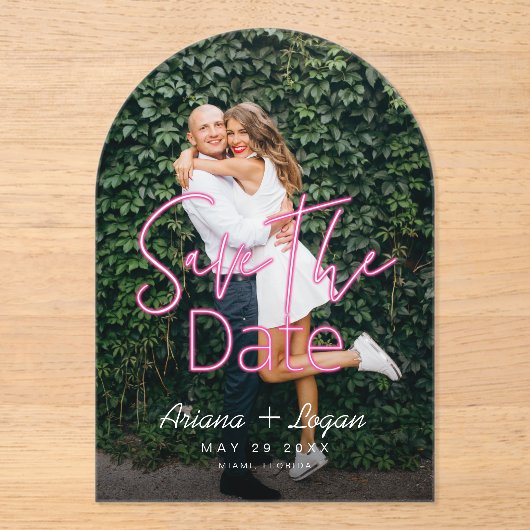 Neon Pink Modern Script Foto Bewaar de datum Acryl Uitnodigingen (Voorkant)