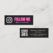 Neon Pink Typografie Volg Sociale Media & QR Code Mini Visitekaartje (Voorkant / Achterkant)