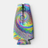 Neon regenboog spiraal fractal Abstracte digitale Flesjeskoeler (Achterkant)