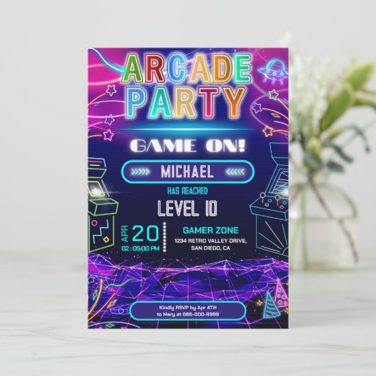 Neon retro video arcade gaming verjaardagsfeest kaart (Staand voorkant)