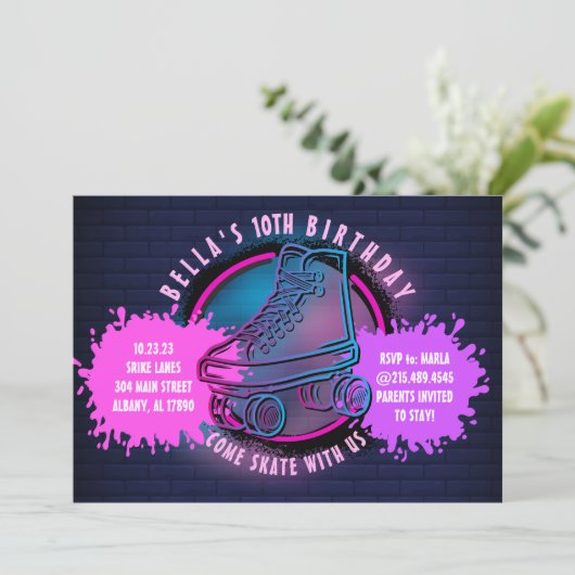 NEON ROLLER SCHAATSEN GLOED NEON ROZE Verjaardagsf (Staand voorkant)