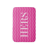 Neon roze chevron-patroon monogram badmat (Voorkant Verticaal)