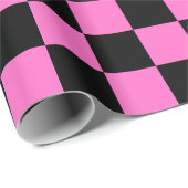 Neon Roze en Zwart Geruite Checkerboard  Cadeaupapier (Rol Hoek)