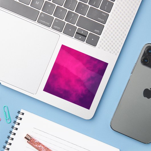 Neon Roze Gradient Vinyl Sticker – (Laptop met iPhone)