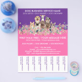 Neon Roze paarse rassen Dog Walker Service Flyer (Enkel)