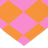 Neon Roze Sinaasappel Geruite Checkerboard  Korte Tafelloper (Hoek)