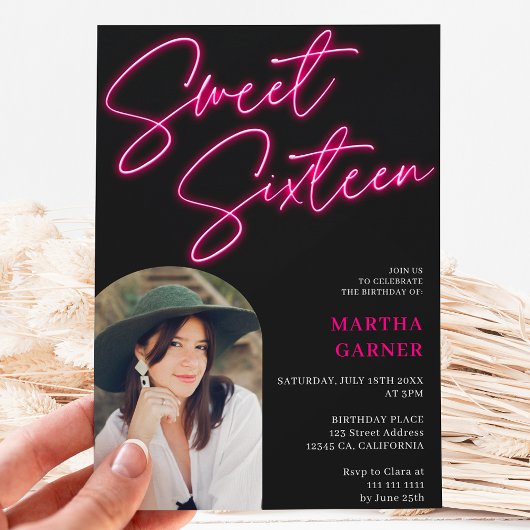 Neon roze teken script fun foto boog Sweet 16 Kaart