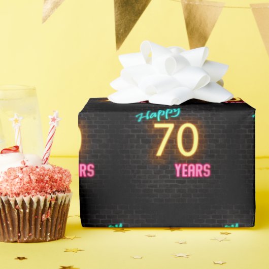 Neon Sign on Brick for 70th Birthday Cadeaupapier (Verjaardagsfeest)