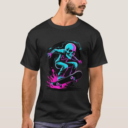 Neon Skull Skateboard Art – Edgy Skater Design T-shirt (Voorkant)