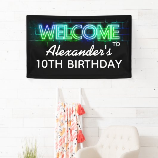 Neon themed verjaardagswelkomstbanner spandoek (Insitu)