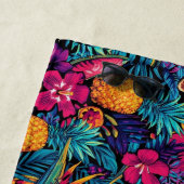 Neon Tropical Fruit Flower Beach Towel - Pineapple Strandlaken (In situ)