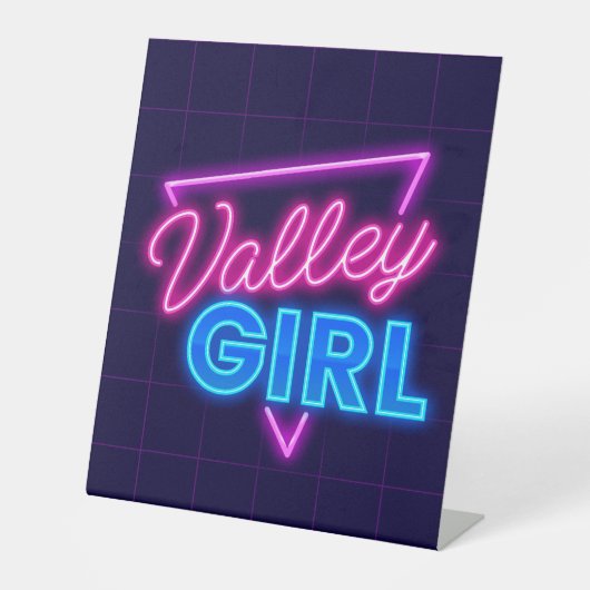 Neon Valley Girl Reclamebord Met Voetstuk (Voorkant)