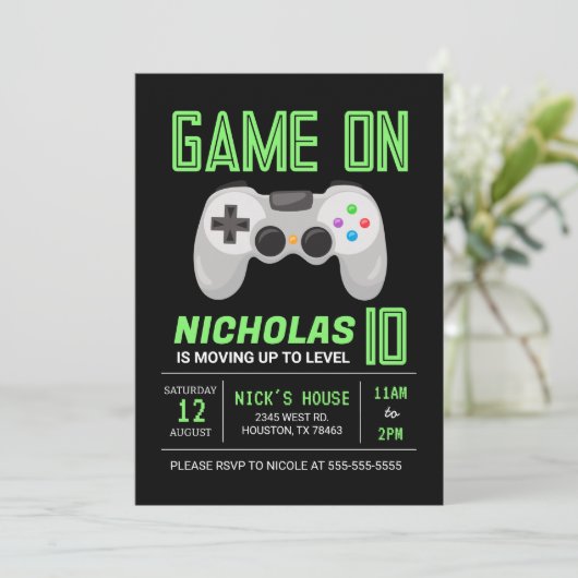 Neon Video Game Birthday Uitnodiging (Staand voorkant)