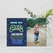 Neon Video Game Truck Arcade Birthday Uitnodiging (Staand voorkant)
