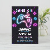 Neon Video Game Truck Arcade Birthday Uitnodiging (Staand voorkant)