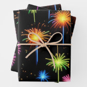 Neon vuurwerk op zwart inpakpapier vel (In situ)