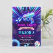 Neon waterpistool feest uitnodiging (Staand voorkant)