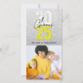 Neon Yellow Cheers 2025 Glitter Nieuwjaarsfoto Feestdagenkaart (Voorkant)