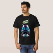 NEON ZONE – Cyberpunk Chill Crew Graphic T-Shirt (Voorkant volledig)