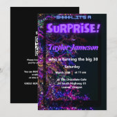 neon zwarte moderne verrassingsuitnodiging QR RSVP Kaart (Voorkant / Achterkant)