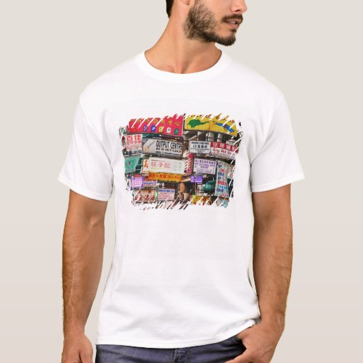 Neonborden in de straten van Hongkong T-shirt (Voorkant)