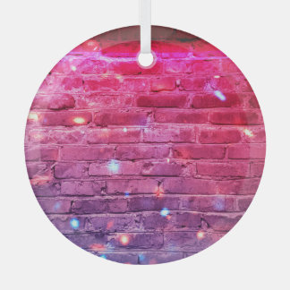 Neonlicht: lege bakstenen muur. glas ornament