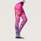Neonlicht: lege bakstenen muur. leggings (Rechts)