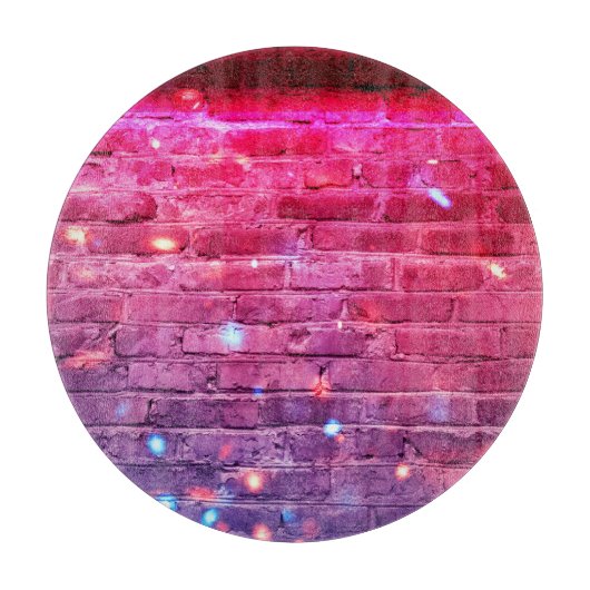Neonlicht: lege bakstenen muur. snijplank (Voorkant)