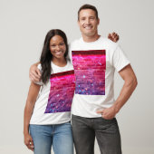 Neonlicht: lege bakstenen muur. t-shirt (Unisex)