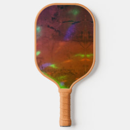 neonlichten op gebarsten rotsoppervlak pickleball paddle