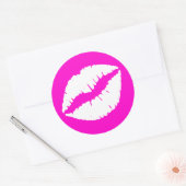 Neonroze en witte lippenstift afdruk ronde sticker (Envelop)
