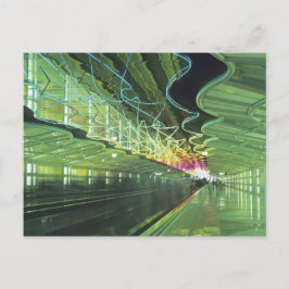 Neonverlichting in gang van O'hare Airport, Briefkaart