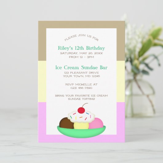 Neopolitan Stripe Ice Cream Sundae Verjaardag Kaart (Staand voorkant)