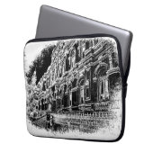 Neopreen Laptop Sleeve 13" Verkoopprijs$38.82 $51. (Voorkant Links)