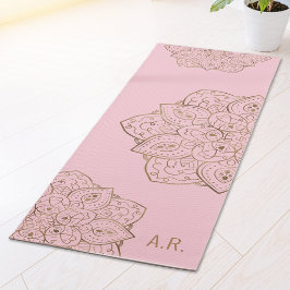 Nep goud folie op lichtroze mandala met initialen yogamat