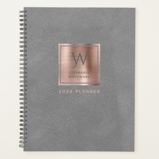 Nep leer uitziende grijs roosgoud monogram 2024 planner (Voorkant)