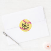 Nep roze glittersoftbalstiksels ronde sticker (Envelop)