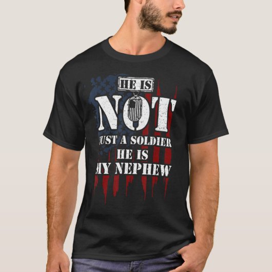 Nephew is niet alleen een soldaat, hij is mijn Nep T-shirt (Voorkant)