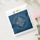 Neppe Zilverfolie Sneeuwvlok Op Blauwe Achtergrond Bedankzakje (Gezegeld)