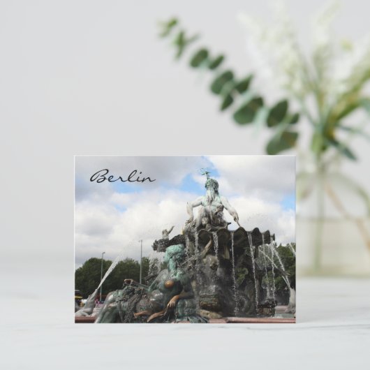 neptunbrunnen briefkaart (Staand voorkant)