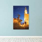Neptunus-standbeeld in fontein canvas afdruk (Insitu (Houten vloer))