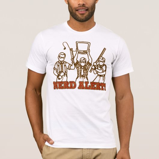 NERD ALERT!! (wapens) T-shirt (Voorkant)