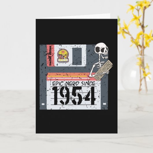 Nerd Birthday 1954 Kaart (Gele Bloem)