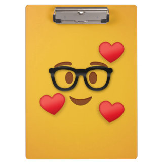Nerd emoji met hart klembord