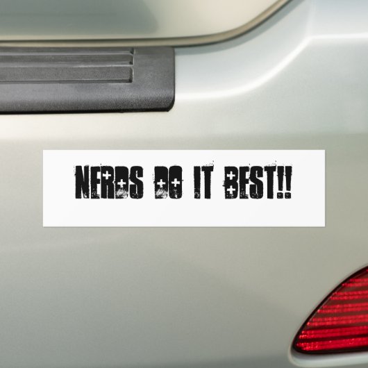 Nerds doen het best! bumpersticker (Op auto)