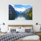 Neroyfjord Schilderachtig landschapshellingen berg Canvas Afdruk (Insitu (Slaapkamer))