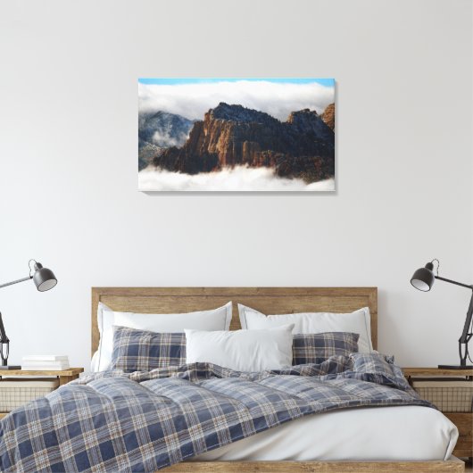 Nested in Clouds Wall Art Print op Canvas (Insitu (Slaapkamer))
