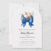 Nesting Bird Blauwe Strik Baby Shower Uitnodiging (Voorkant)