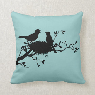 Nesting Birds Silhouette Pillow Kussen
